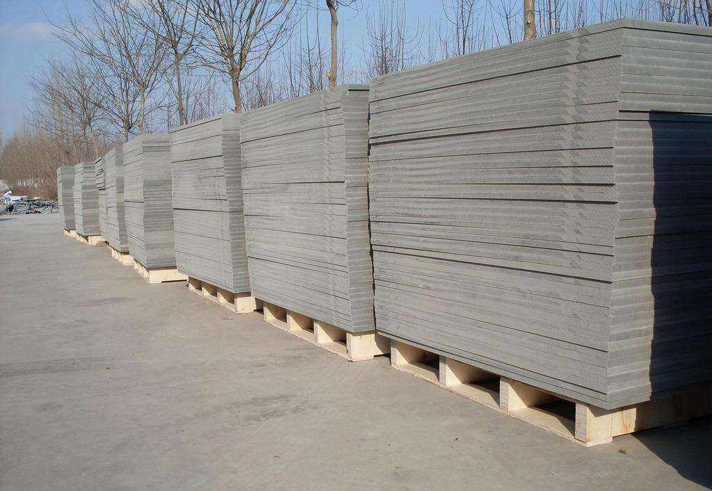 <a href=http://m.hnshangbojy.com/zjtb/ target=_blank class=infotextkey>PVC磚機托板</a>