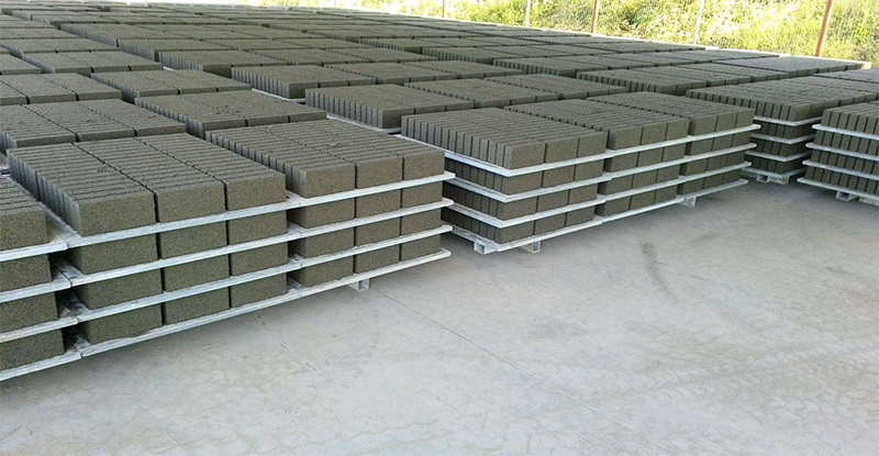 PVC<a href=http://m.hnshangbojy.com/ target=_blank class=infotextkey>空心磚托板</a>