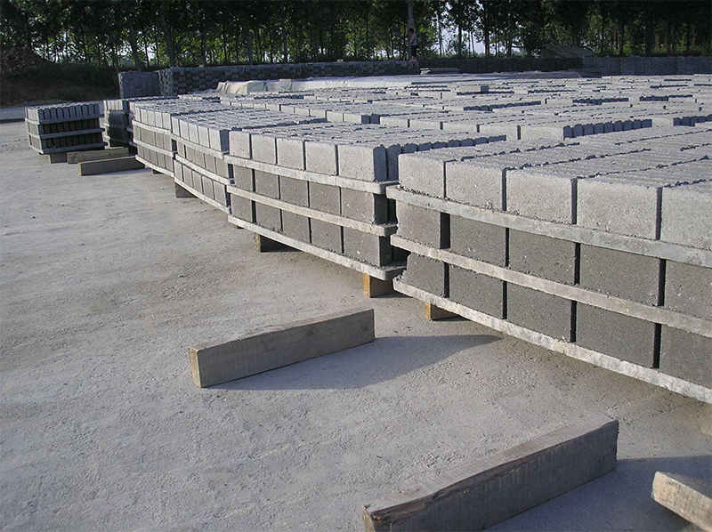 <a href=http://m.hnshangbojy.com/ target=_blank class=infotextkey>空心磚托板</a>