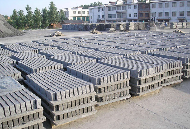 <a href=http://m.hnshangbojy.com/ target=_blank class=infotextkey>空心磚托板</a>廠家